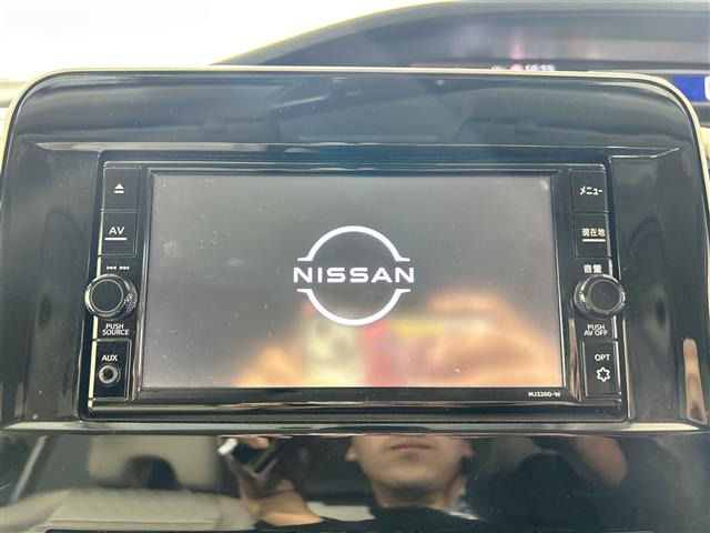 セレナ2.0 ハイウェイスターV