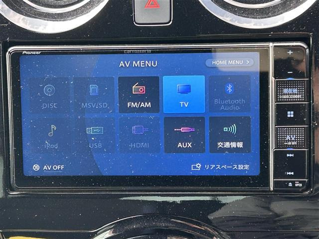 ノート1.2 e-POWER X ブラックアロー