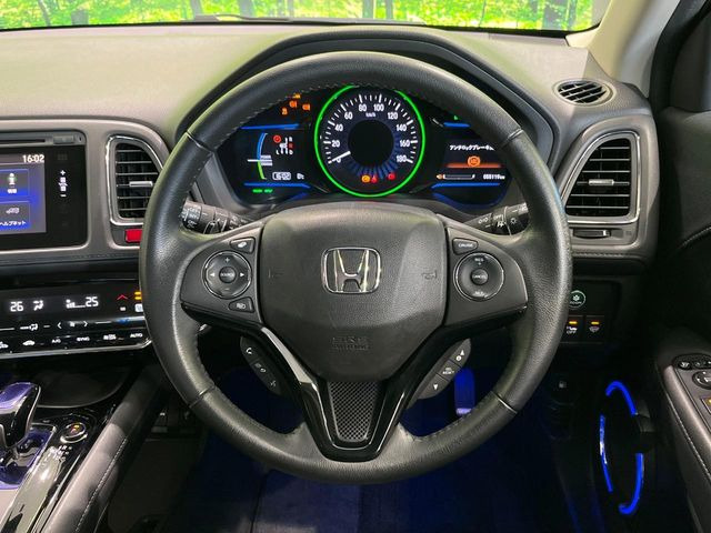 �y�����v�����X�e�A�����O�z�㎿�Ȋv���g�p���邱�ƂŁA��ɂ����������݂ƂĂ��^�]���₷���n���h���ł���