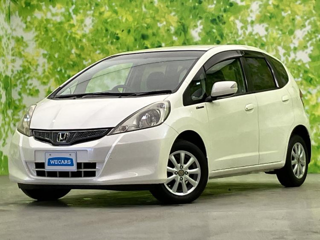 フィット1.3 G 10thアニバーサリー