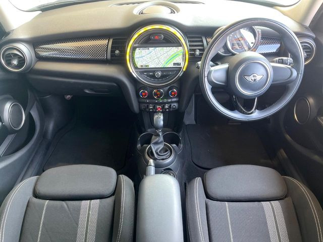 �A���ԃO���[�v���݌ɐ���2,000��!�S���̌n��X���烁�[�J�[�E�Ԏ��킸���Љ�o����̂ŁA���Ȃ��Ƀs�b�^���̂��Ԃ�������͂��ł���܂��͂��₢���킹��������