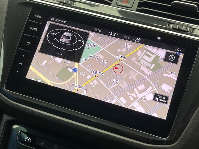 �������i�r:��̊��̂���i�r�́A����������ԓ������o���Ă���܂��B�I�[�f�B�I�@�\���[�����Ă���܂��̂ŁA�^�]�����y���߂܂���