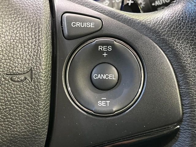 �y�N���[�Y�R���g���[���z�������H�����N���N���s�B�A�N�Z���𗣂��Ă���葬�x�ő��s���ł��A�������^�]���̕��S���y��!�����E�������ȒP�ȃX�C�b�`����Œ����ł��܂��B