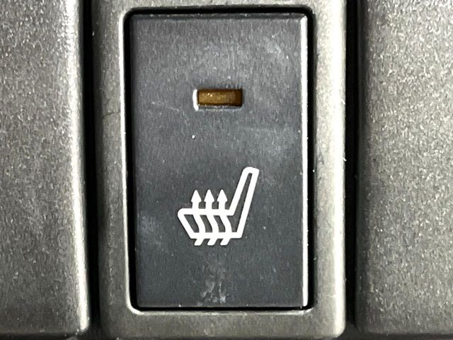 �y�V�[�g�q�[�^�[�z�������ɏd�󂷂�V�[�g�q�[�^�[!�G�A�R����葁�����܂��Ă����̂Ŋ�����̐l�����S�ł��ˁ�G�A�R���̉����͊������邩����A�Ƃ������ɂ����������߂ł��B