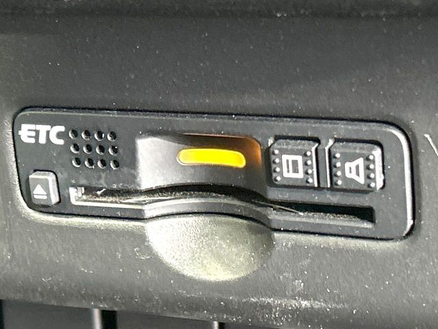 【ETC】高速道路の料金所をストレスなく通過!話題のスポットやサービスエリアに多い「スマートIC」利用時は必須のアイテムです。当店でセットアップを実施、ご納車当日からすぐにご利用いただけます!