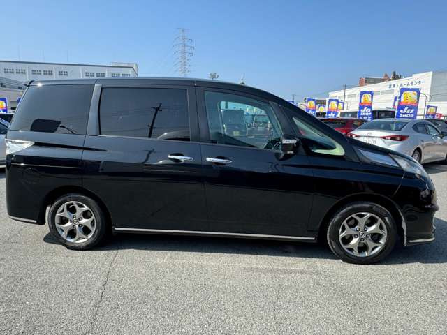 �S���̓o�^�A�[�Ԃ��\�ł��B���C�y�ɂ��₢���킹���������B