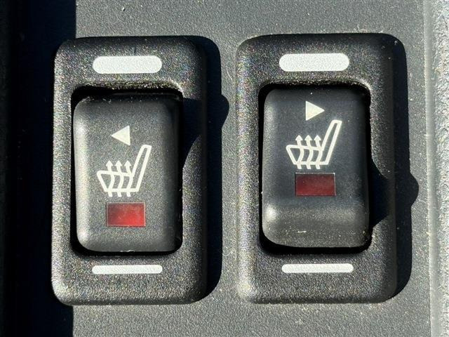 ���Ǝҗl�ւ̔̔��͂��f�肳���Ă��������܂��B �Ԍ������ԗ��̏ꍇ�́A�Ԍ����擾�������x�������z�ŕ\�����Ă���܂��B