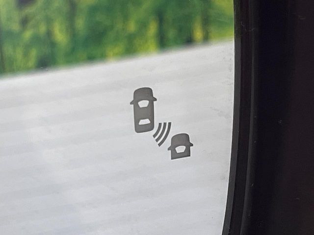 �y������p���m�z���s���A�h�A�~���[�̎��p�ɂȂ�₷���ӏ��Ɍ㑱�Ԃ��ڋ߂���ƃT�C�h�~���[�t�߂Ɍx����\���A�h���C�o�[�ɒ��ӊ��N�����Ă���܂��B