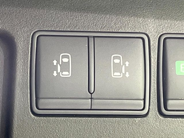 �y�����p���[�X���C�h�h�A�z�X�}�[�g�L�[��^�]�Ȃ̃X�C�b�`�Ō�ȗ����X���C�h�h�A�̊J���\���d��������͂����ăh�A���J����K�v�������A�����Ȃ��q�l�ł��ȒP�ɊJ���߂ł����K�ł���