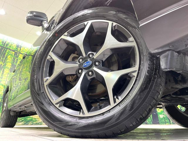 �y����18�C���`�A���~�z�C�[���z�O�ςɃ}�b�`���������A���~�z�C�[���𑕒����Ă���܂��B�e��ЊO�A���~�z�C�[����A�X�^�b�h���X�^�C�����戵�����Ă���܂��B���񂲑��k����������