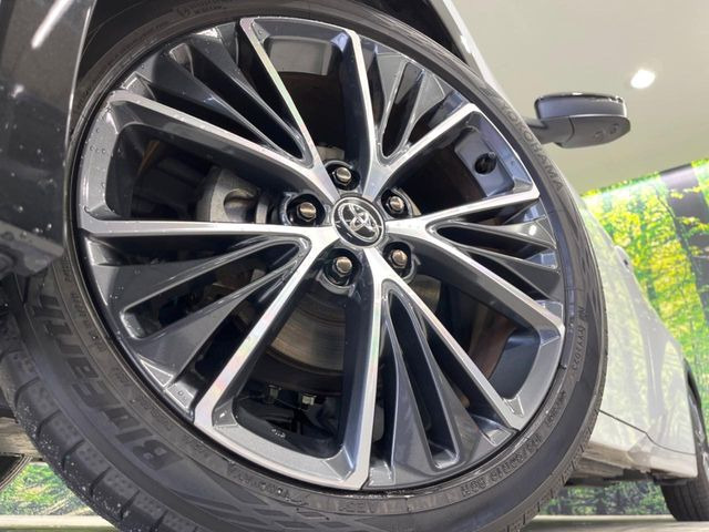 �y����19�C���`�A���~�z�C�[���z�O�ςɃ}�b�`���������A���~�z�C�[���𑕒����Ă���܂��B�e��ЊO�A���~�z�C�[����A�X�^�b�h���X�^�C�����戵�����Ă���܂��B���񂲑��k����������