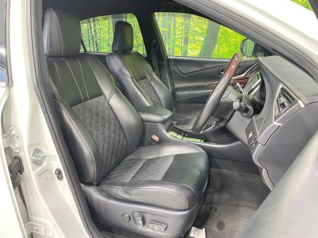 �y���烌�U�[�V�[�g�z����̂ӂ���肪�e�ՂŃ����e�i���X�����ȒP�ȁA�@�\���ɗD��鍇����v���̗p�����㎿�ȃV�[�g�ł��B����S�n���悭�A���������ӂ��S�n�ǂ��ԓ���Ԃ����o���Ă���܂��B