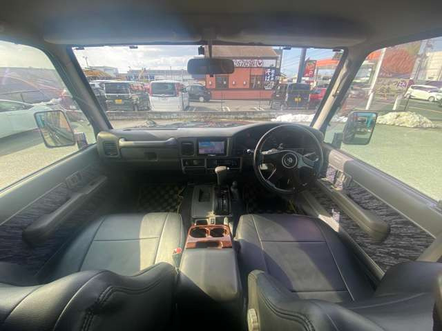 ランドクルーザープラド3.0 SXワイド ディーゼル 4WD