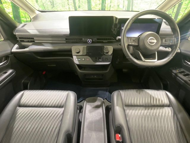 セレナ1.4 e-POWER AUTECH