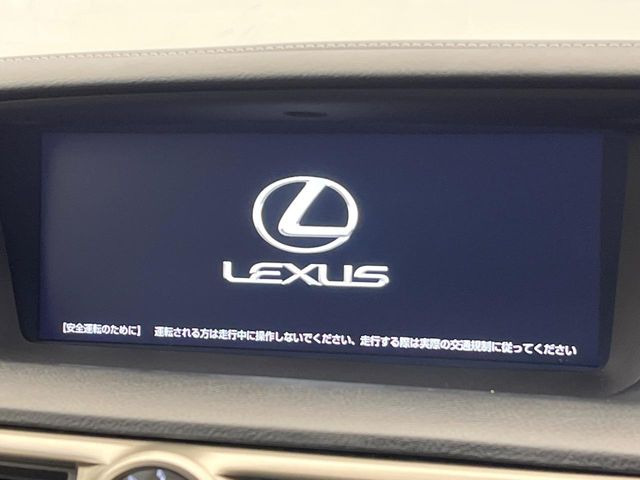 �y���[�J�[�����i�r�z�C���e���A�ɗn�����ރX�^�C���b�V���ȁu��p�݌v�v���[�J�[�i�r�𑕔��􎋔F���⑀�쐫�ȂǊ�{���\�ɂ��D��A���㎿�ȃJ�[���C�t�����y���݂��������܂��B