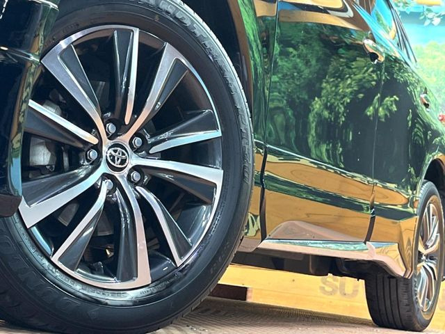 �y����18�C���`�A���~�z�C�[���z�O�ςɃ}�b�`���������A���~�z�C�[���𑕒����Ă���܂��B�e��ЊO�A���~�z�C�[����A�X�^�b�h���X�^�C�����戵�����Ă���܂��B���񂲑��k����������