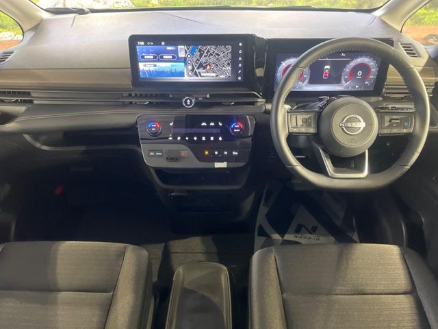 セレナ1.4 e-POWER ハイウェイスターV