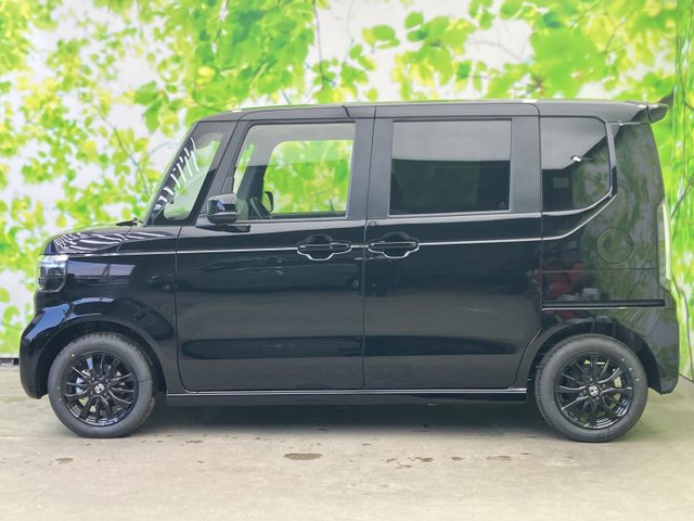 N-BOXカスタムブラック スタイル