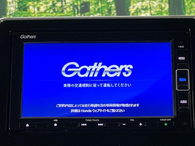 �y�����i�r�z�l�C�̏����i�r�𑕔����Ă���܂��B�i�r�̎g���₷���͂������A�I�[�f�B�I�@�\���[��!�L�����v�◷�s�͂������A�ʋ΂┃�����ȂǕ��i�̃h���C�u���y�����Ȃ�͂���