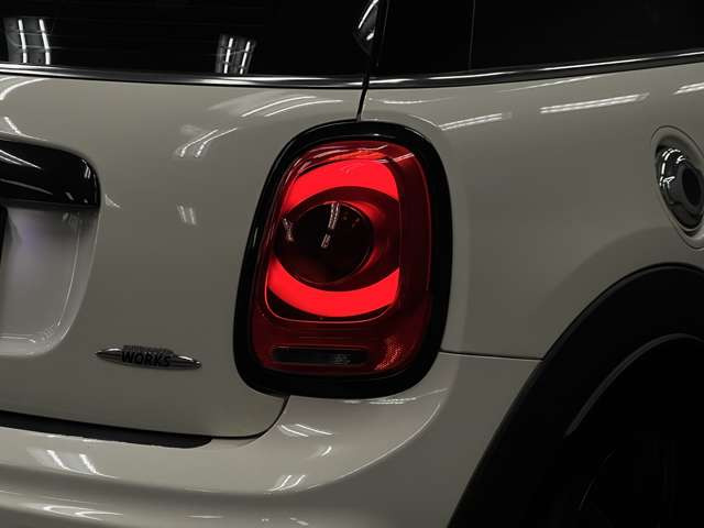 �y����E����z���q�l�̂��Ԃ̉���E����A�劽�}�ł��B���{�Ԃł��A���Ԃł����C�y�ɂ����k�������B