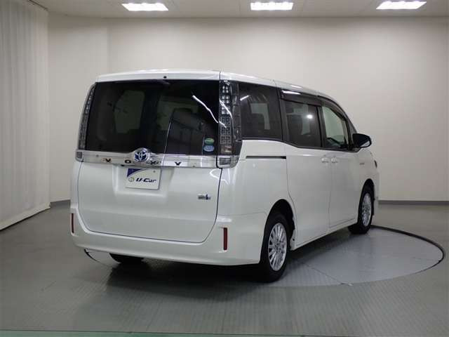 ヴォクシー1.8 ハイブリッド V