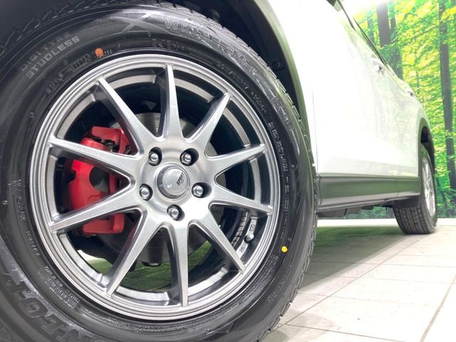 �y17�C���`�A���~�z�C�[���z�O�ςɃ}�b�`�����A���~�z�C�[���𑕒����Ă���܂��B�e��A���~�z�C�[����A�X�^�b�h���X�^�C�����戵�����Ă���܂��B���񂲑��k����������