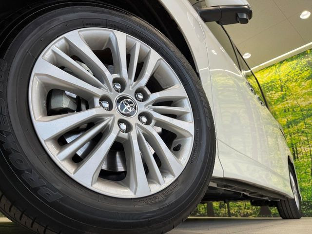 �y����16�C���`�A���~�z�C�[���z�O�ςɃ}�b�`���������A���~�z�C�[���𑕒����Ă���܂��B�e��ЊO�A���~�z�C�[����A�X�^�b�h���X�^�C�����戵�����Ă���܂��B���񂲑��k����������