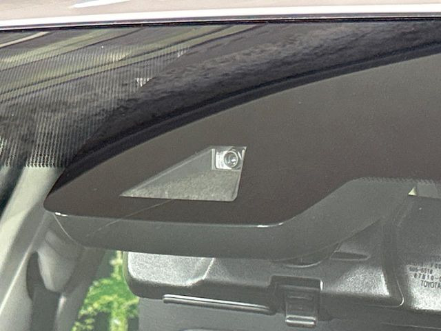 �y�g���^�Z�[�t�e�B�Z���X�z���s���ɑO���̎ԗ�����F�����A�Փ˂������Ȏ��͌x��ƃu���[�L�ŏՓˉ���Ɣ�Q�y�����A�V�X�g�B�����S�Ƀh���C�u�����y���݂��������܂��B