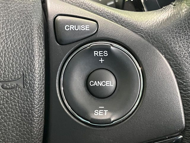 �y�N���[�Y�R���g���[���z�������H�����N���N���s�B�A�N�Z���𗣂��Ă���葬�x�ő��s���ł��A�������^�]���̕��S���y��!�����E�������ȒP�ȃX�C�b�`����Œ����ł��܂��B