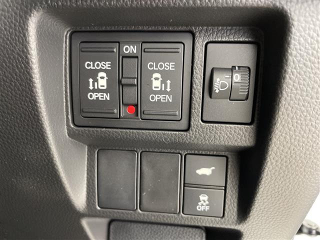 ステップワゴン2.0 e:HEV エアー EX