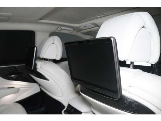 LS500h エグゼクティブ アドバンスドドライブ 4WD