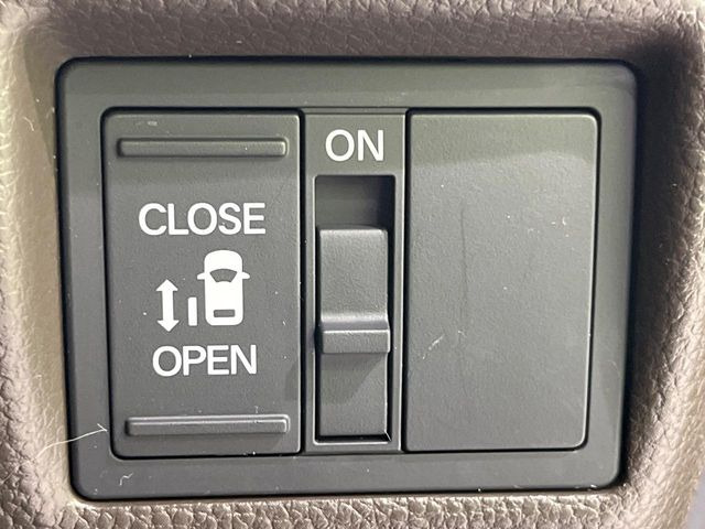 �y�p���[�X���C�h�h�A�z�X�}�[�g�L�[��^�]�Ȃ̃X�C�b�`�ŃX���C�h�h�A�̊J���\���d��������͂����ăh�A���J����K�v�������A���������q�l�ł��A�d���ו��������Ă��鎞�����N�ɊJ���߂ł��܂���