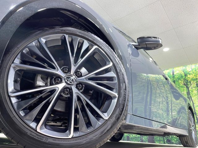 �y����19�C���`�A���~�z�C�[���z�O�ςɃ}�b�`���������A���~�z�C�[���𑕒����Ă���܂��B�e��ЊO�A���~�z�C�[����A�X�^�b�h���X�^�C�����戵�����Ă���܂��B���񂲑��k����������