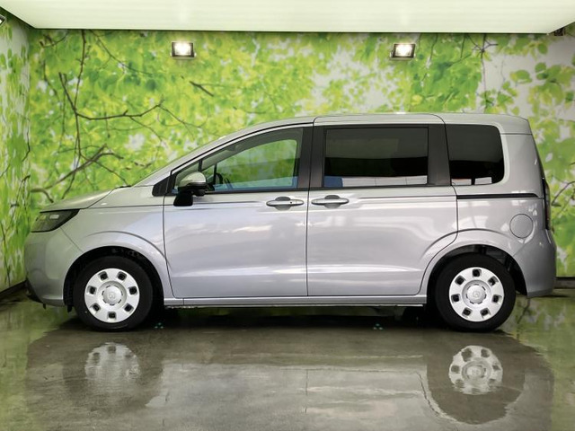 フリード1.5 e:HEV エアー