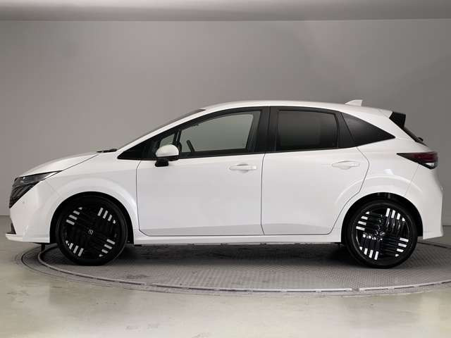 ノートオーラ1.2 G レザーエディション