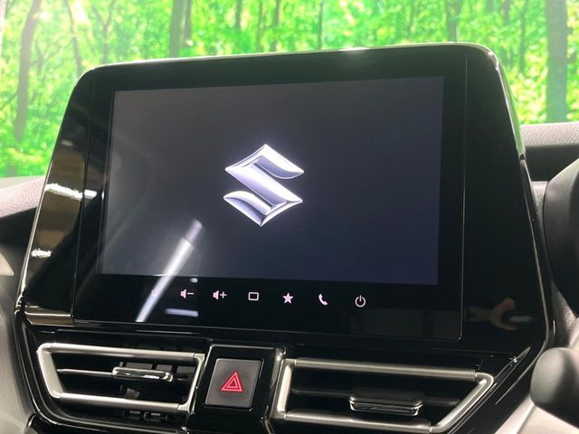 【純正9型ナビ】人気の純正ナビを装備。オーディオ機能も充実しており、Bluetooth接続すればお持ちのスマホやMP3プレイヤーの音楽を再生可能!毎日の運転がさらに楽しくなります!!