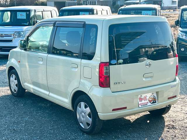 ���X�ł͌y�����Ԃ��畁�ʎԂ܂ŕ��L���I�[�����[�J�[�̎Ԏ�E�F�E�O���[�h��L�x�ɑ����Ă���܂��B