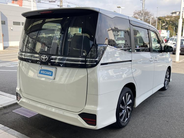 ヴォクシー2.0 S-Z