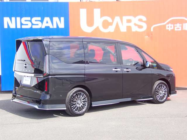 セレナ1.4 e-POWER AUTECH スポーツ スペック