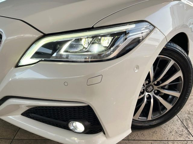 �y�O��LED�w�b�h���C�g�z�X�^�C���b�V���Ȍ����ڂ̎O��LED�w�b�h���C�g�𑕔���X�^�C�������łȂ��A��Ԃ̑��s�����E�ǍD�ň��S���Ă���肢�������܂��B