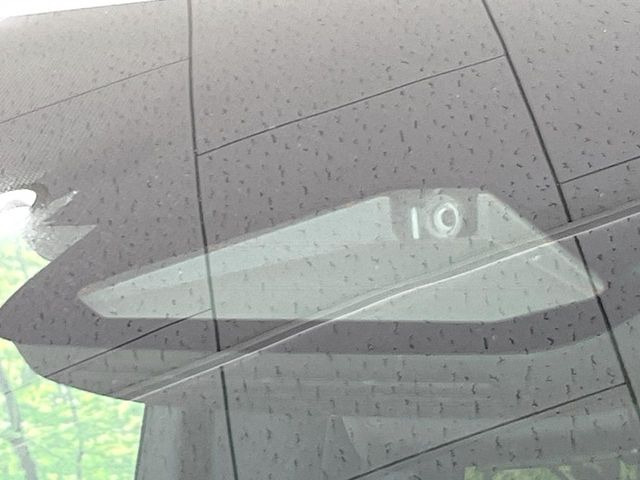 �y�g���^�Z�[�t�e�B�Z���X�z���s���ɑO���̎ԗ�����F�����A�Փ˂������Ȏ��͌x��ƃu���[�L�ŏՓˉ���Ɣ�Q�y�����A�V�X�g�B�����S�Ƀh���C�u�����y���݂��������܂��B