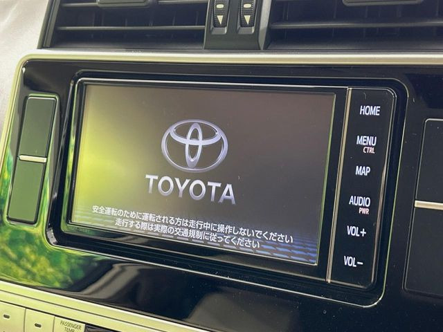 【純正ナビ】人気の純正ナビを装備。オーディオ機能も充実しており、Bluetooth接続すればお持ちのスマホやMP3プレイヤーの音楽を再生可能!毎日の運転がさらに楽しくなります!!