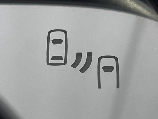 �y�u���C���h�X�|�b�g���[�j���O�z���s���A�h�A�~���[�̎��p�ɂȂ�₷���ӏ��Ɍ㑱�Ԃ��ڋ߂���ƃT�C�h�~���[�t�߂Ɍx����\���A�h���C�o�[�ɒ��ӊ��N�����Ă���܂��B