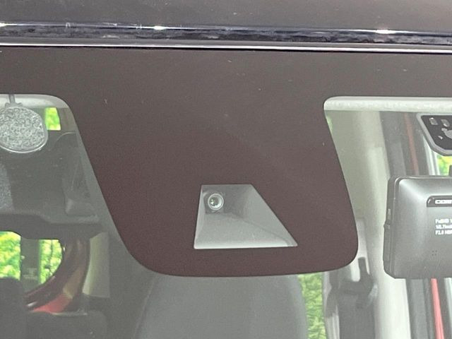 �y�O�He-Assist�z���s���ɑO���̎ԗ�����F�����A�Փ˂������Ȏ��͌x��ƃu���[�L�ŏՓˉ���Ɣ�Q�y�����A�V�X�g�B�����S�Ƀh���C�u�����y���݂��������܂��B