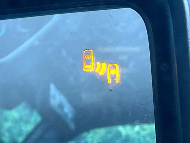 �y�u���C���h�X�|�b�g���j�^�[�z���s���A�h�A�~���[�̎��p�ɂȂ�₷���ӏ��Ɍ㑱�Ԃ��ڋ߂���ƃT�C�h�~���[�̃����Y�Ɍx����\��!�h���C�o�[�ɒ��ӊ��N�����Ă���܂��B