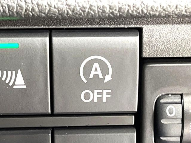 �y�A�C�h�����O�X�g�b�v�z�ԐM����a�؂Œ�Ԃ����ۂɃG���W�����~���A���ʂȔR���̏����}���܂��B�R��������ی�ɂȂ���@�\��G���W���̓u���[�L�𗣂��΍Ďn�����܂��B