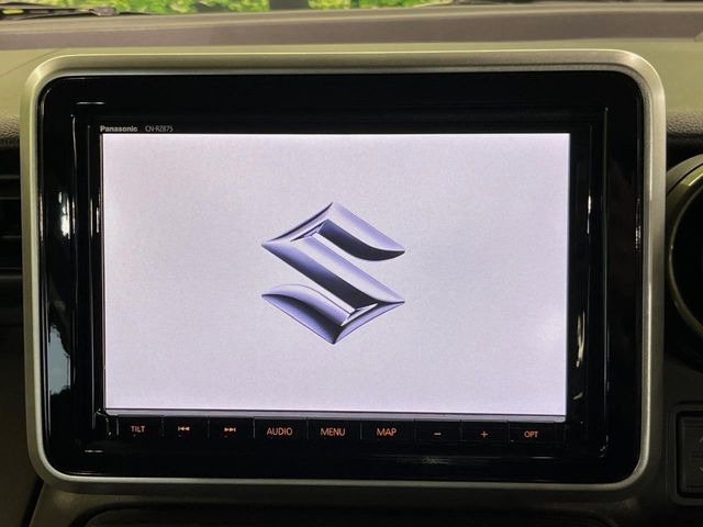 �y�����i�r�z�l�C�̏����i�r�𑕔����Ă���܂��B�i�r�̎g���₷���͂������A�I�[�f�B�I�@�\���[��!�L�����v�◷�s�͂������A�ʋ΂┃�����ȂǕ��i�̃h���C�u���y�����Ȃ�͂���