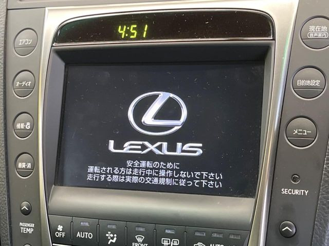 �y���[�J�[�����i�r�z�C���e���A�ɗn�����ރX�^�C���b�V���ȁu��p�݌v�v���[�J�[�i�r�𑕔��􎋔F���⑀�쐫�ȂǊ�{���\�ɂ��D��A���㎿�ȃJ�[���C�t�����y���݂��������܂��B