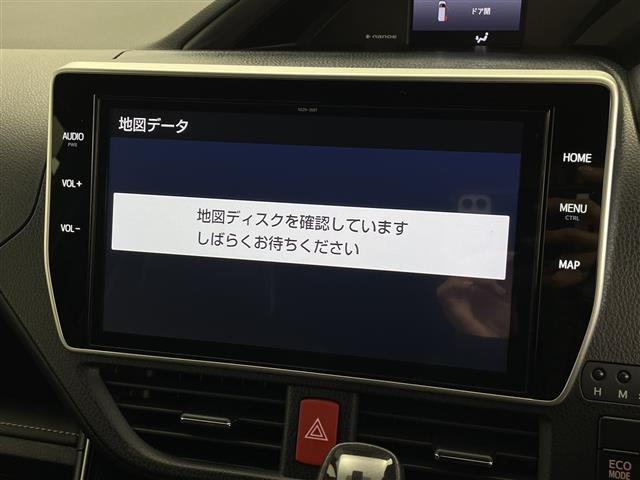 エスクァイア2.0 Gi プレミアムパッケージ ブラックテイラード