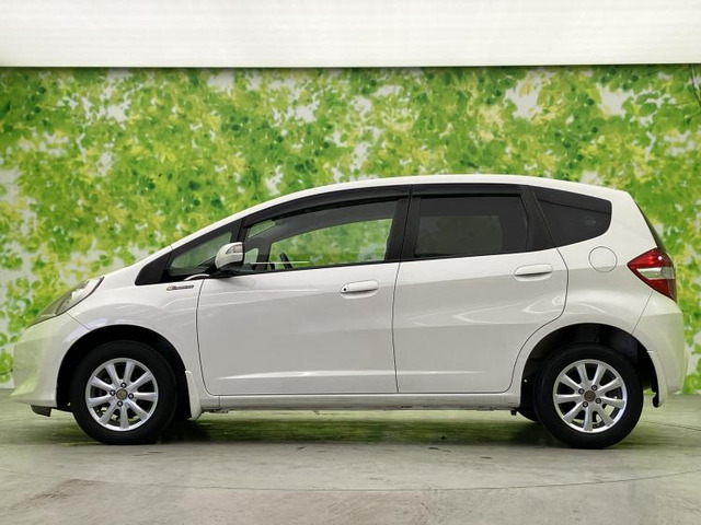 フィット1.3 G 10thアニバーサリー